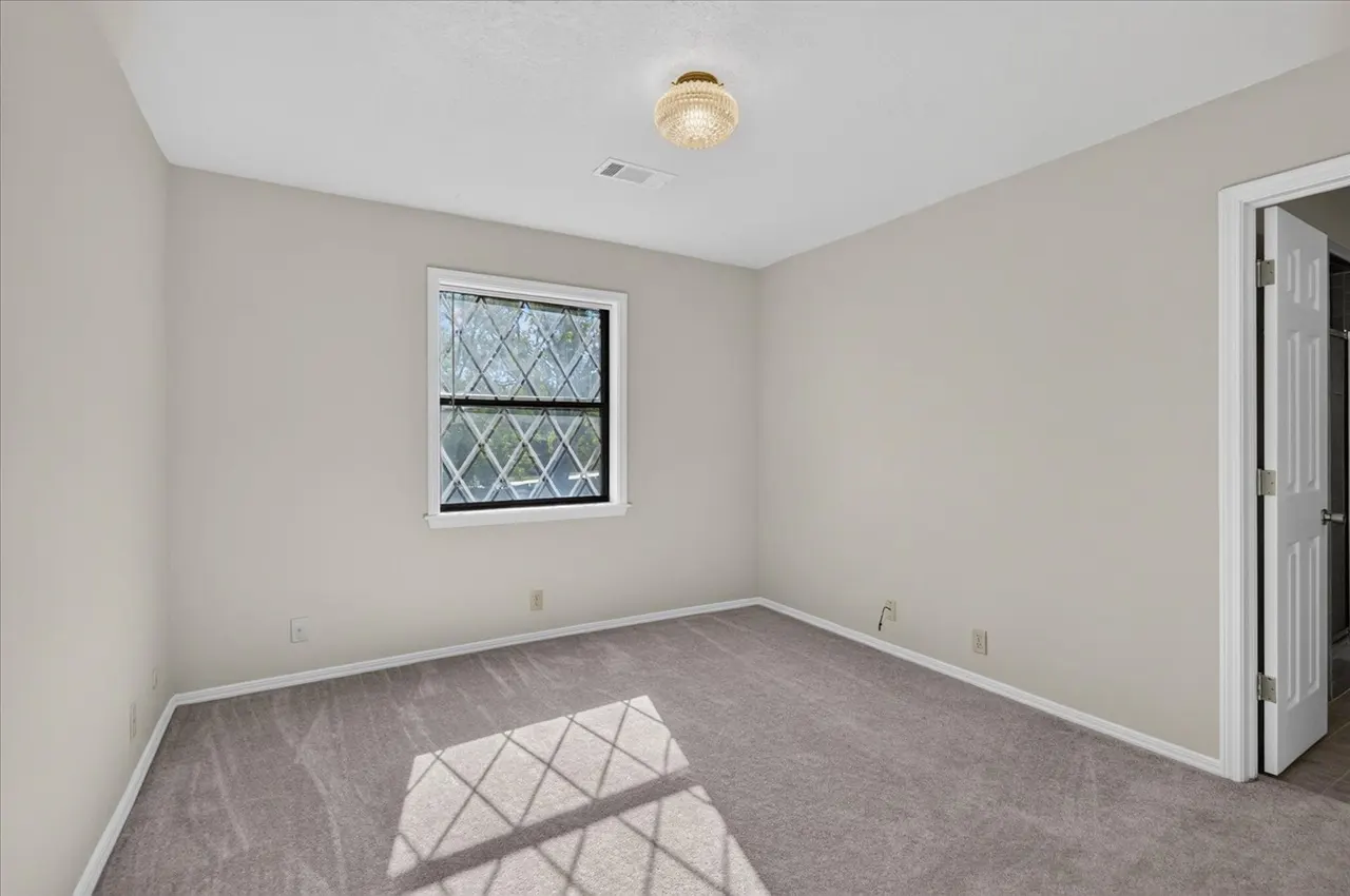 Photo 36 — 438 Chisholm Circle, Bartlesville, OK 74006