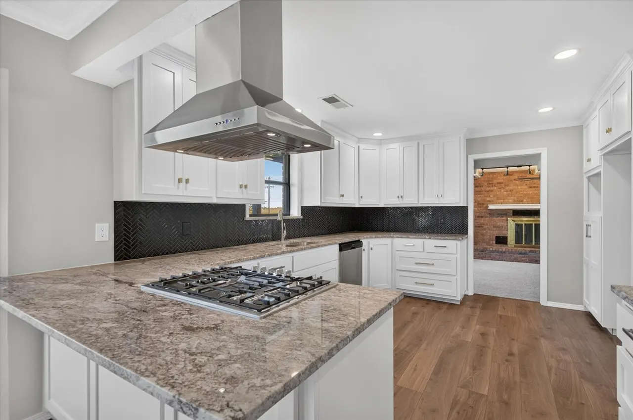 Photo 18 — 438 Chisholm Circle, Bartlesville, OK 74006