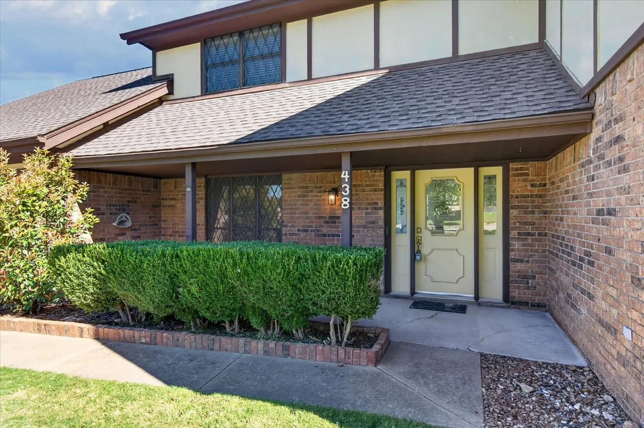 Photo 4 — 438 Chisholm Circle, Bartlesville, OK 74006