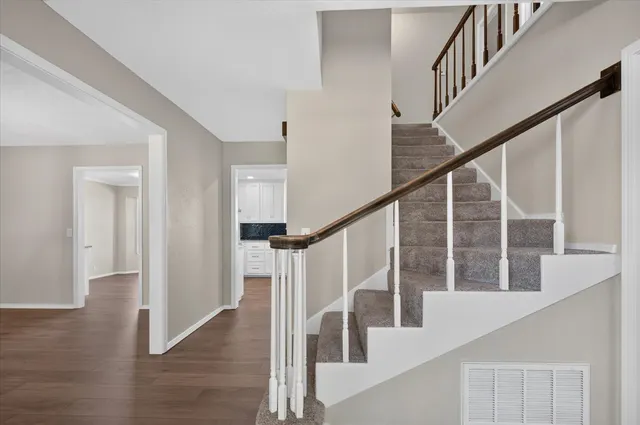Photo 5 — 438 Chisholm Circle, Bartlesville, OK 74006