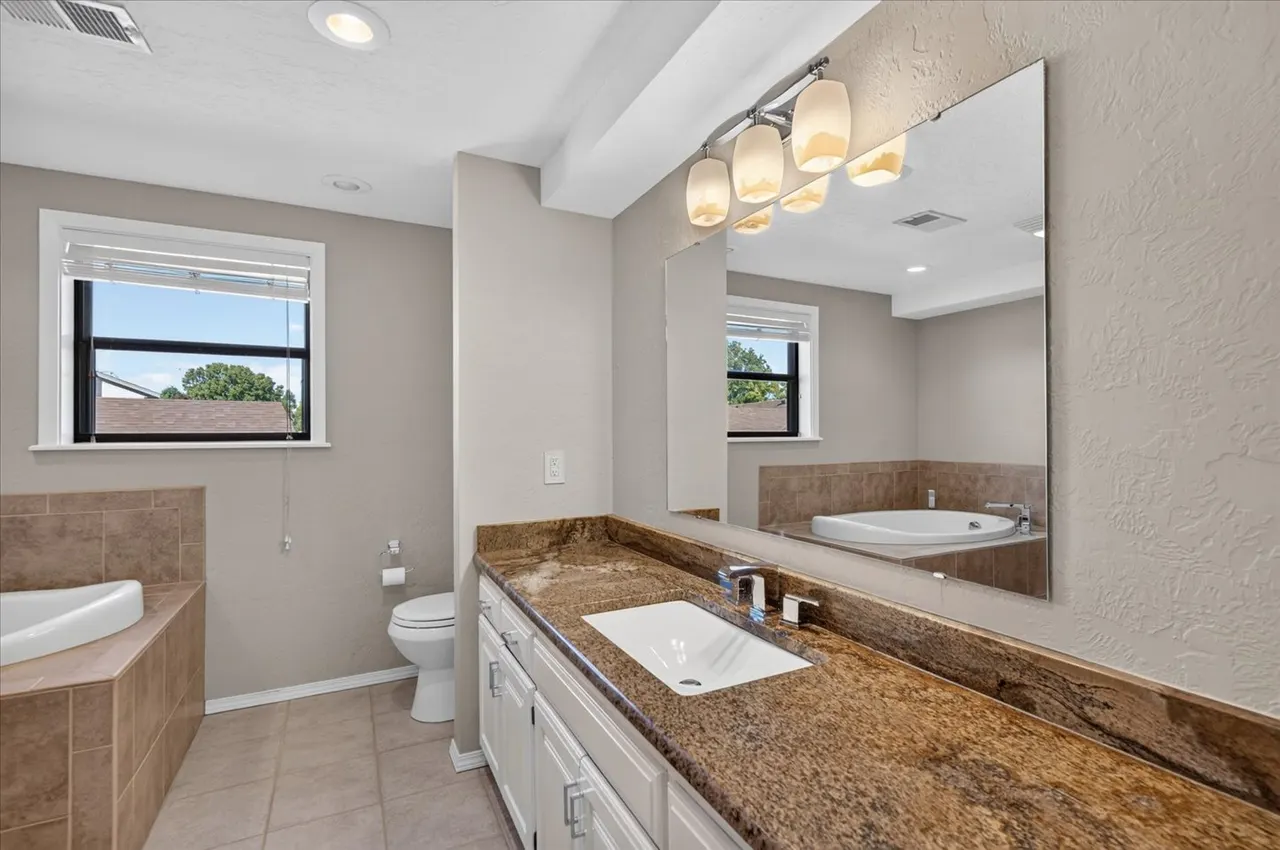 Photo 28 — 438 Chisholm Circle, Bartlesville, OK 74006