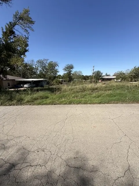 Front exterior — 110 S Hickory Street, Nowata, OK 74048