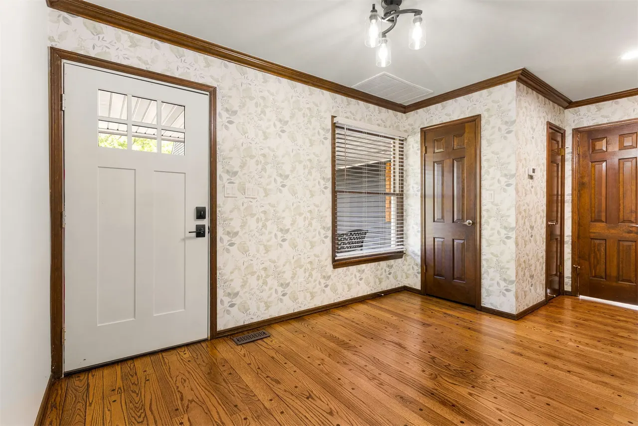 Photo 9 — 2901 N Lowry Lane, Claremore, OK 74017