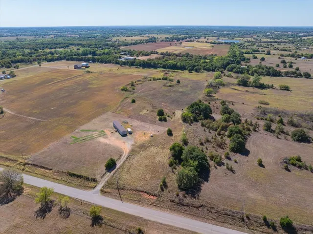 Photo 8 — 12272 240th Street, Blanchard, OK 73010
