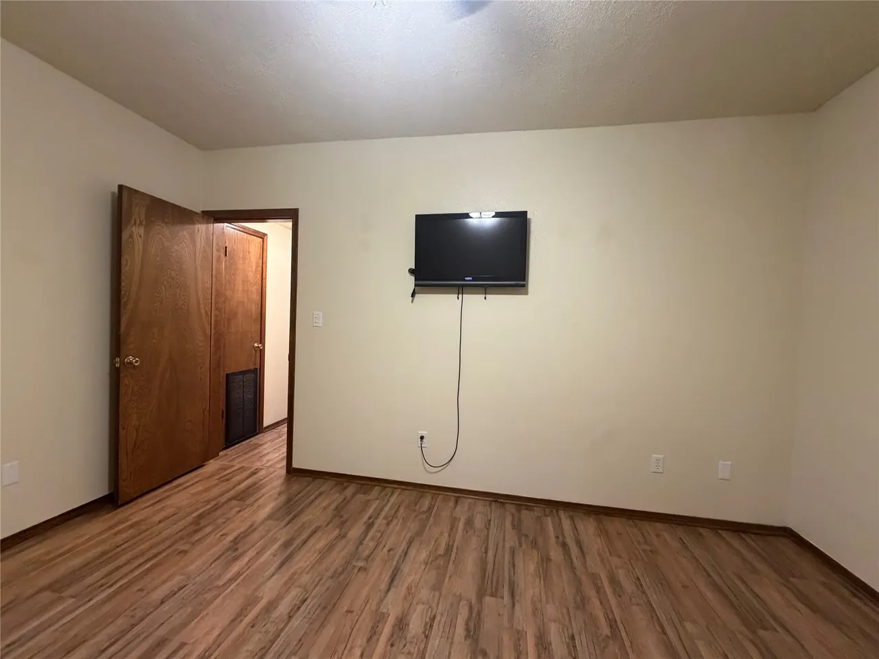 Photo 13 — 6042 NE 118th Road, Wilburton, OK 74578