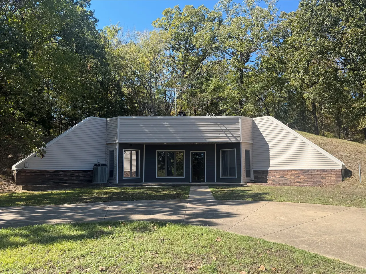 Front exterior — 6042 NE 118th Road, Wilburton, OK 74578