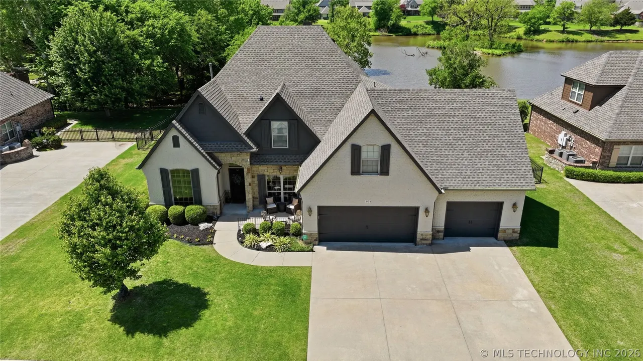 Photo 2 — 304 S 76th Street, Broken Arrow, OK 74014