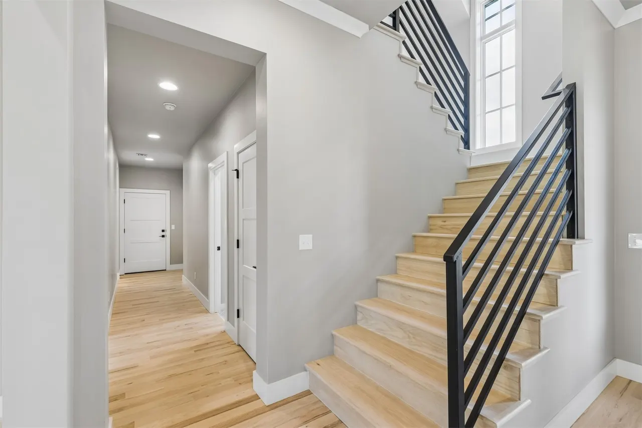 Photo 5 — 8323 E 111th Street, Owasso, OK 74055