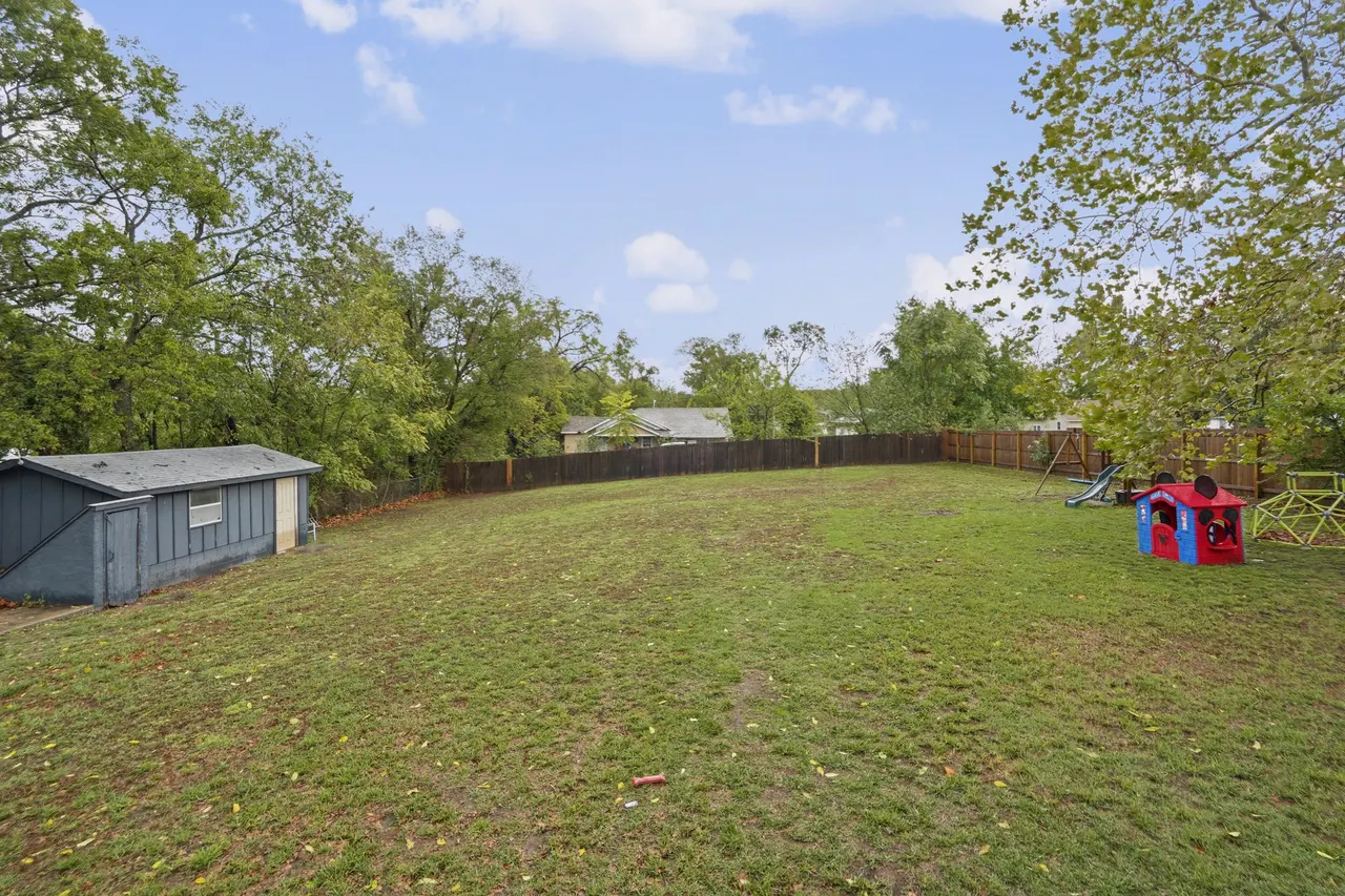 Photo 42 — 212 S Locust Street, Locust Grove, OK 74352