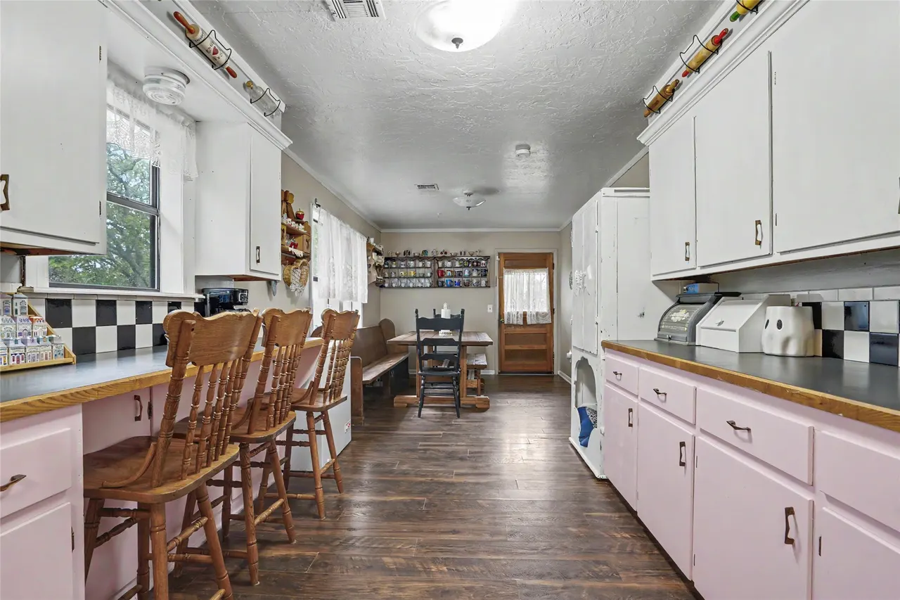 Photo 22 — 212 S Locust Street, Locust Grove, OK 74352