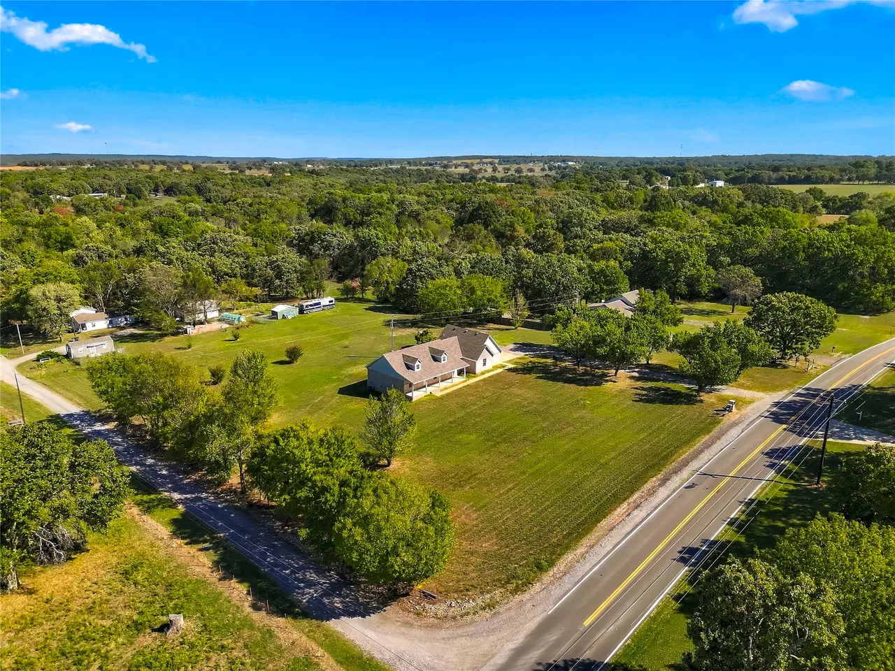 Photo 58 — 16068 W Jones Road, Tahlequah, OK 74464