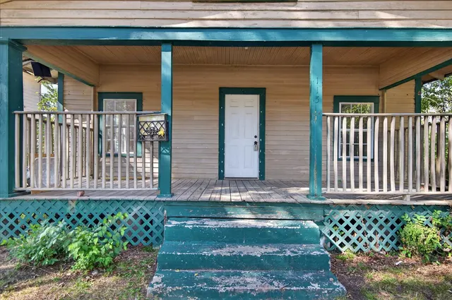 Photo 2 — 115 S Creek Avenue, Bartlesville, OK 74003