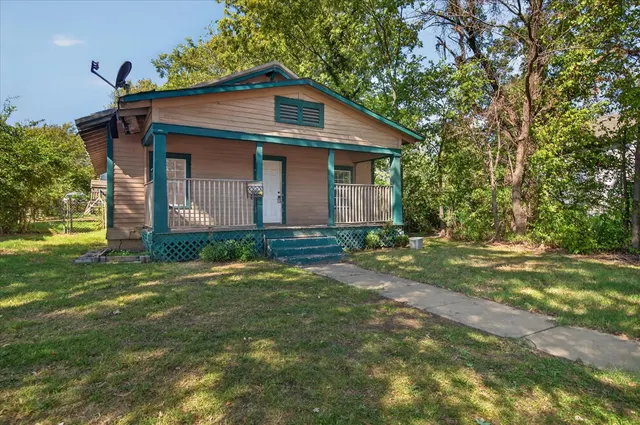 Photo 3 — 115 S Creek Avenue, Bartlesville, OK 74003