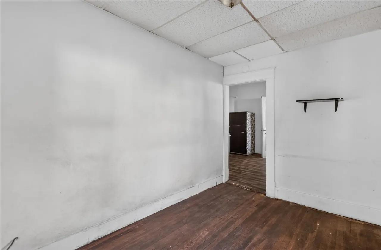 Photo 8 — 115 S Creek Avenue, Bartlesville, OK 74003