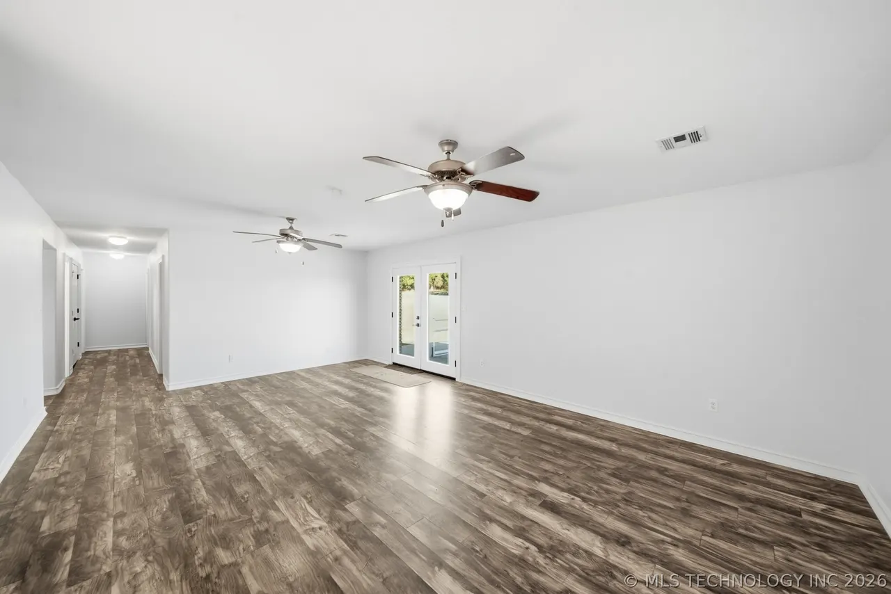 Photo 7 — 40671 N 4020 Road, Collinsville, OK 74021