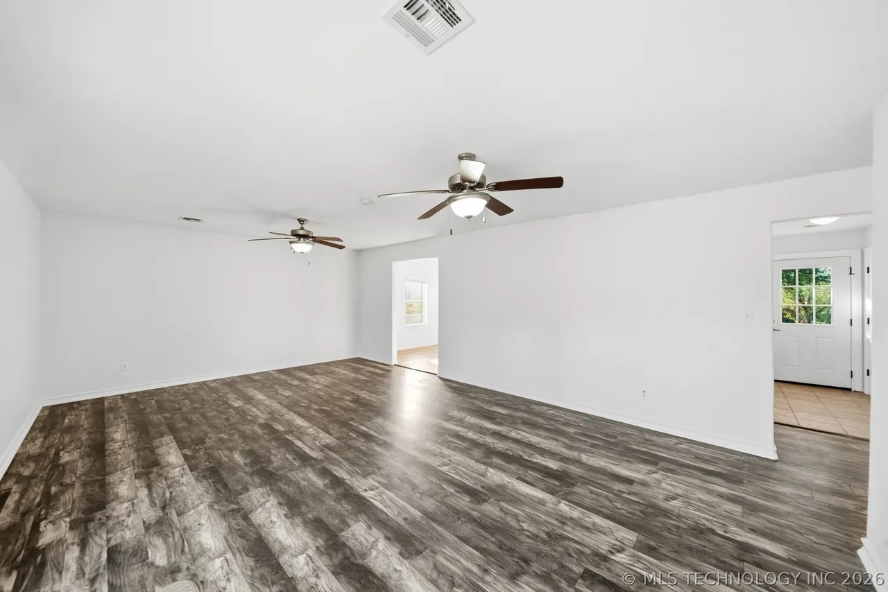Photo 8 — 40671 N 4020 Road, Collinsville, OK 74021