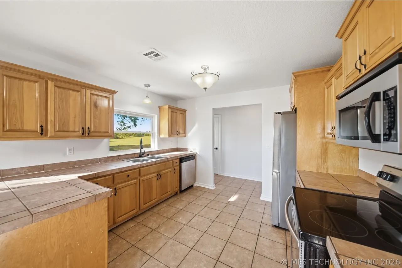 Photo 15 — 40671 N 4020 Road, Collinsville, OK 74021