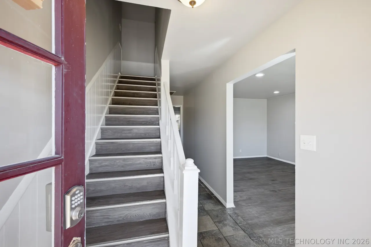 Photo 5 — 9447 E 40th Place, Tulsa, OK 74145