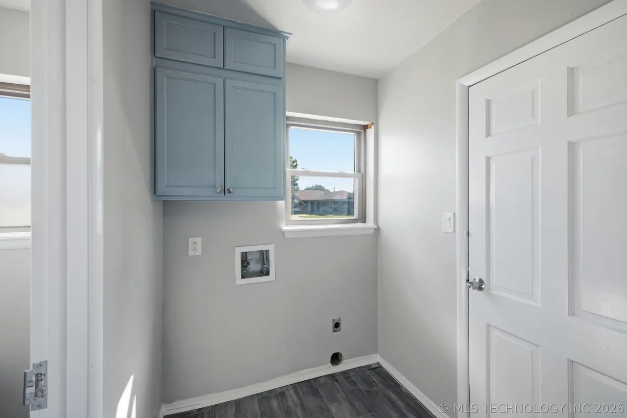 Photo 14 — 9447 E 40th Place, Tulsa, OK 74145