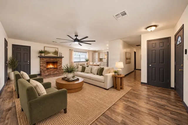 Photo 7 — 12135 E 32nd Place, Tulsa, OK 74146