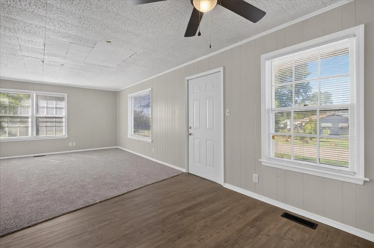 Photo 8 — 1450 S Elm Avenue, Bartlesville, OK 74003