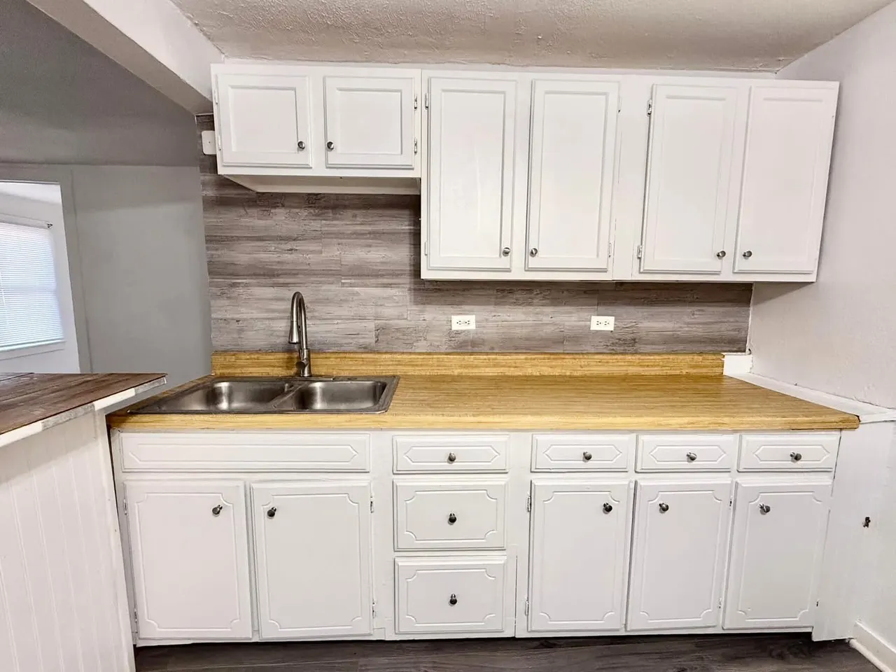 Photo 5 — 35 NE Monroe NE, Ardmore, OK 73401