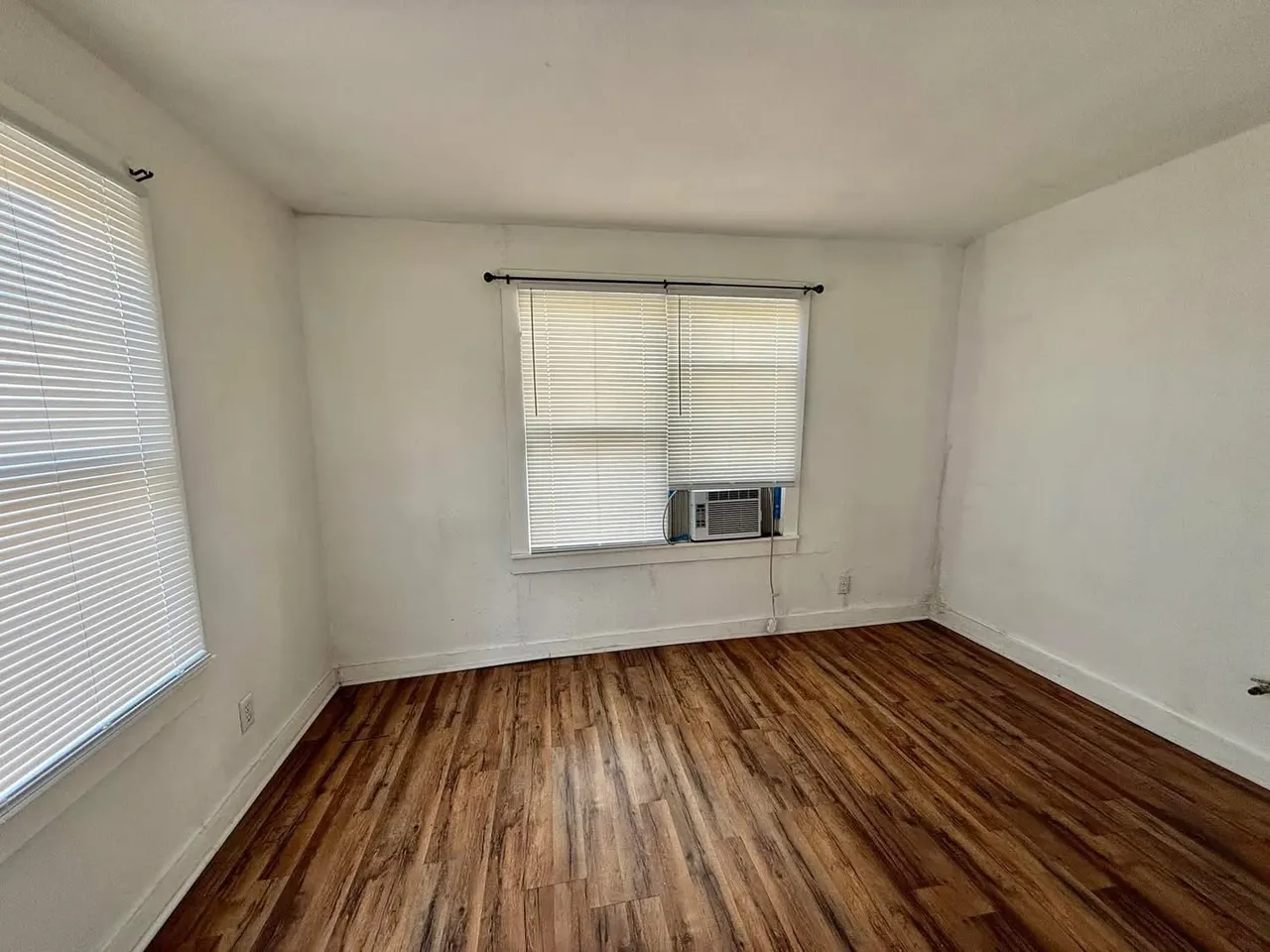 Photo 10 — 35 NE Monroe NE, Ardmore, OK 73401