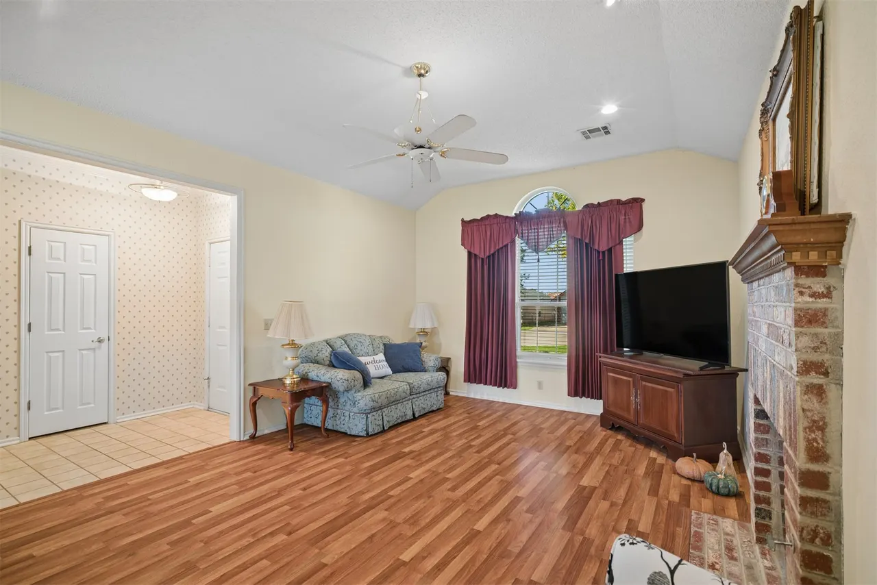 Photo 6 — 2212 SW Wolf Run Court, Claremore, OK 74019