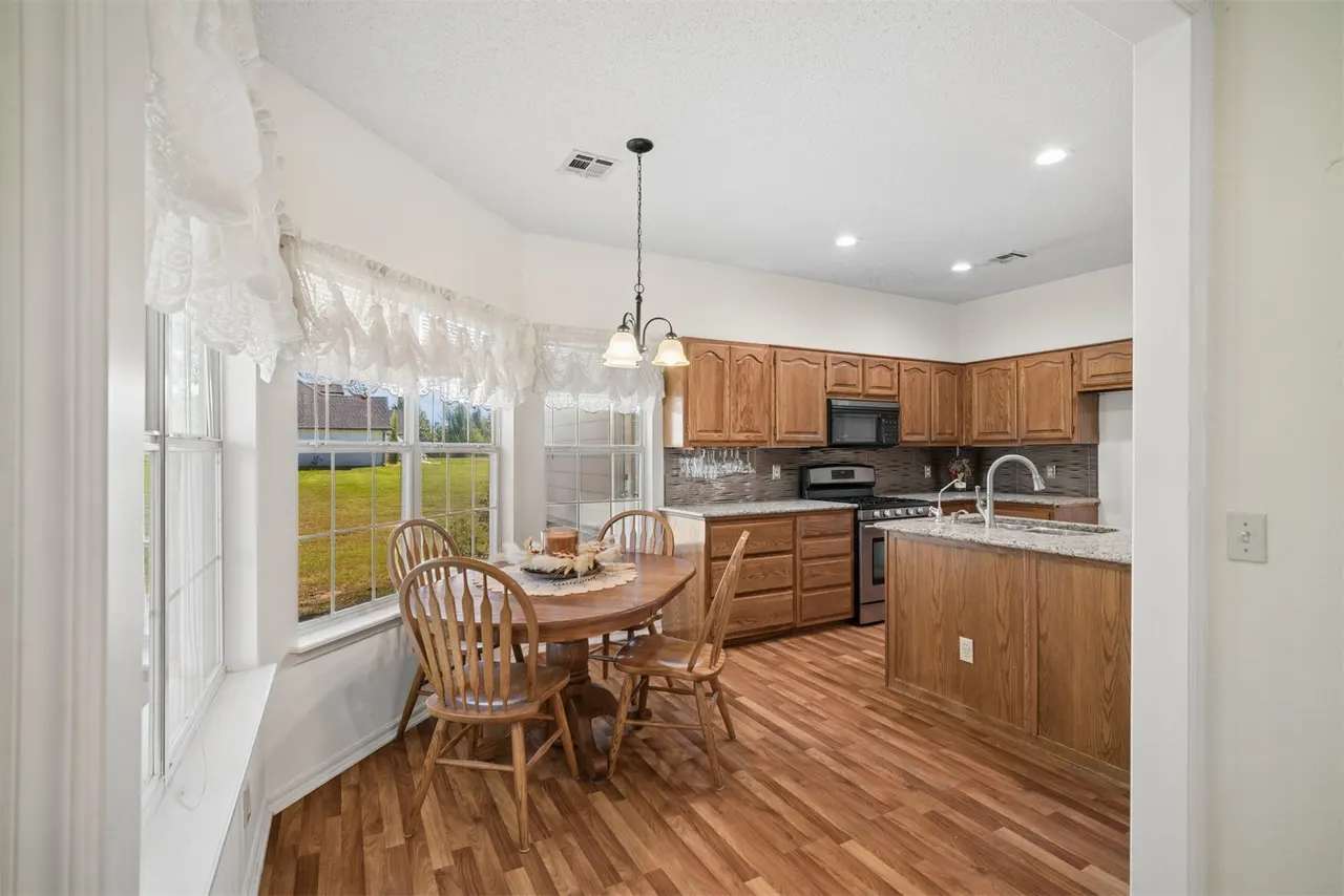 Photo 8 — 2212 SW Wolf Run Court, Claremore, OK 74019