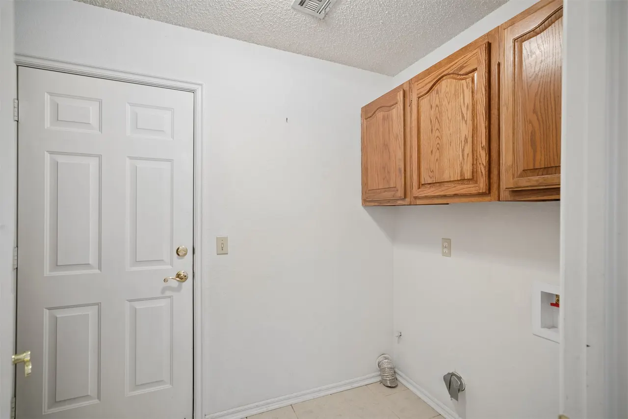 Photo 14 — 2212 SW Wolf Run Court, Claremore, OK 74019