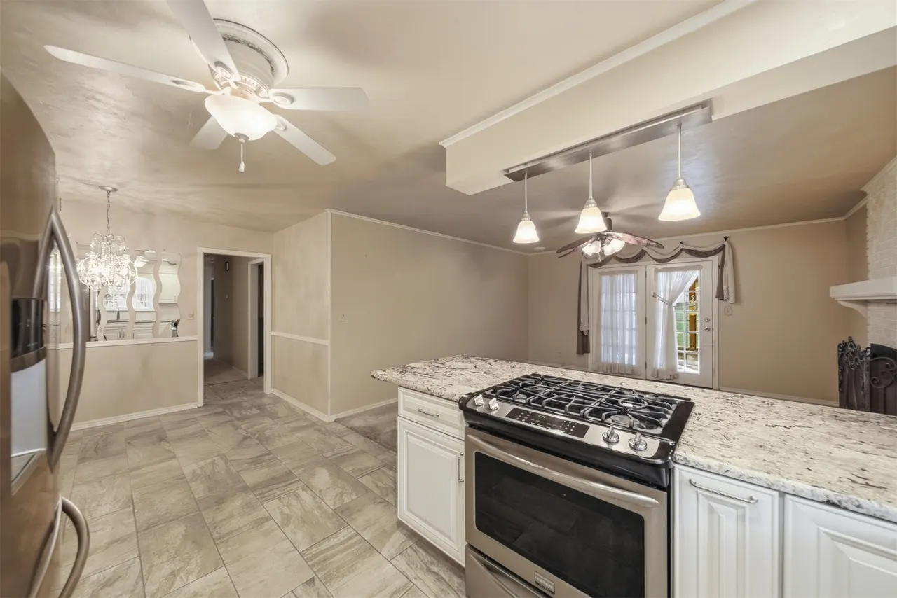Photo 11 — 1000 Cedar Avenue, Sand Springs, OK 74063