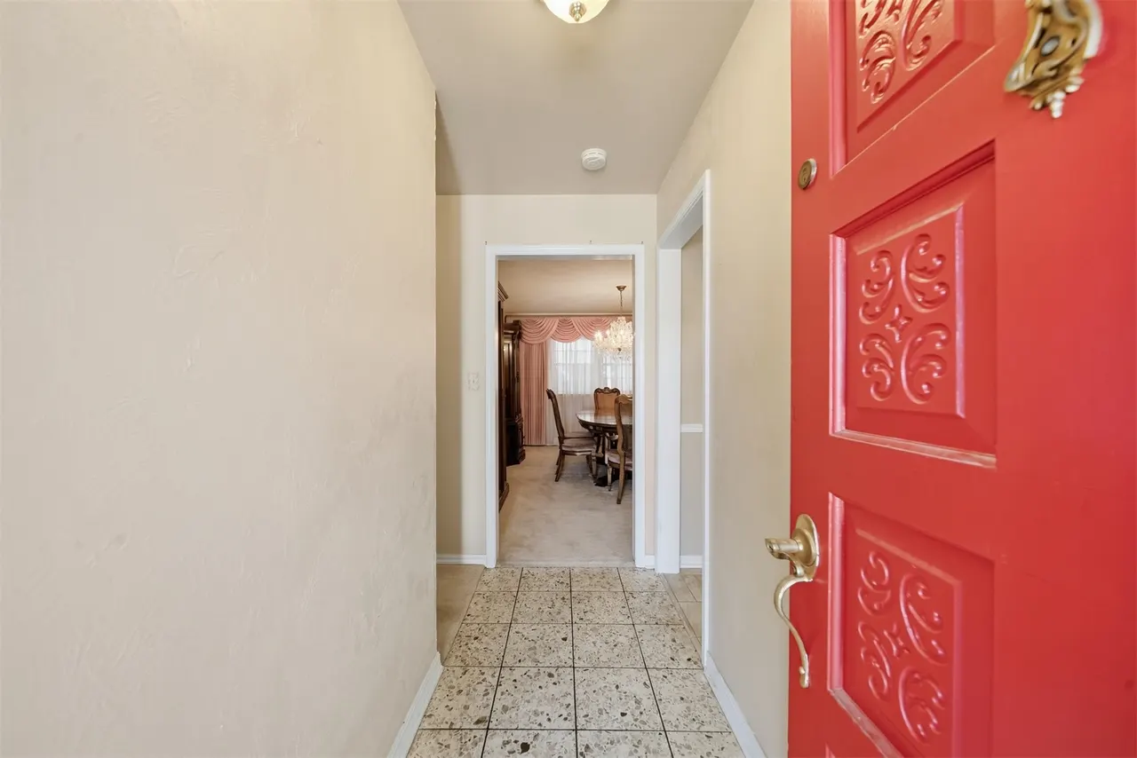 Photo 4 — 1000 Cedar Avenue, Sand Springs, OK 74063
