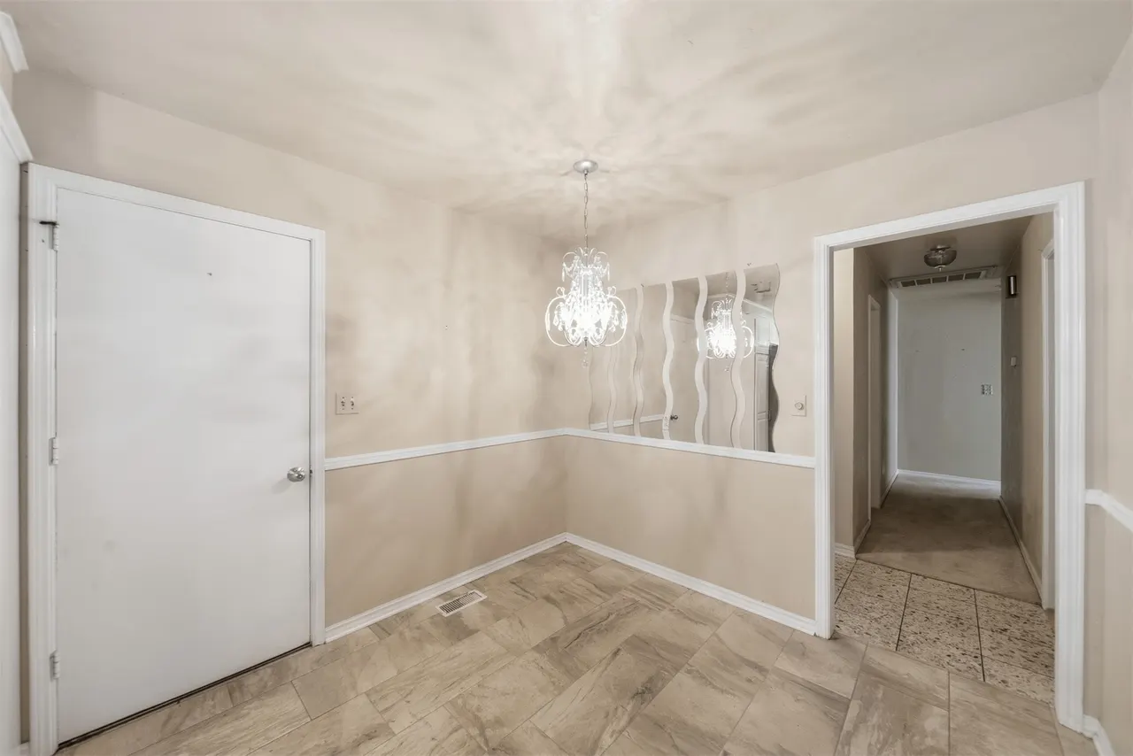 Photo 7 — 1000 Cedar Avenue, Sand Springs, OK 74063