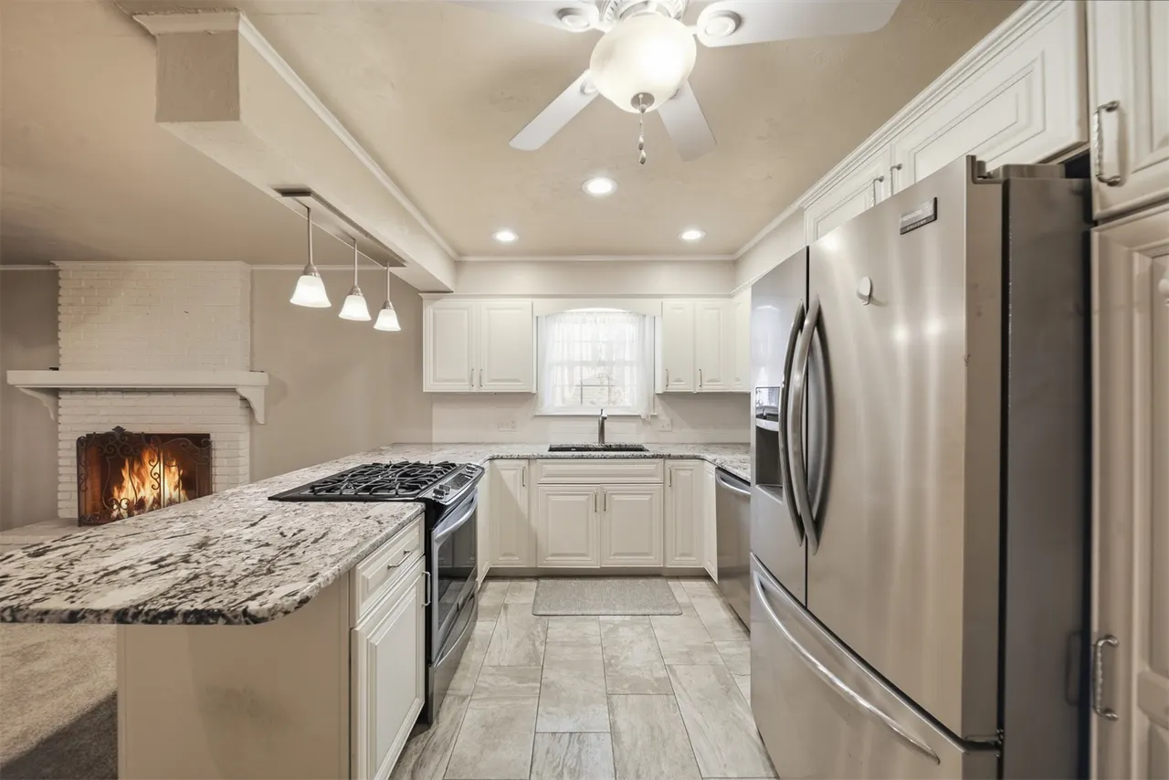 Photo 8 — 1000 Cedar Avenue, Sand Springs, OK 74063