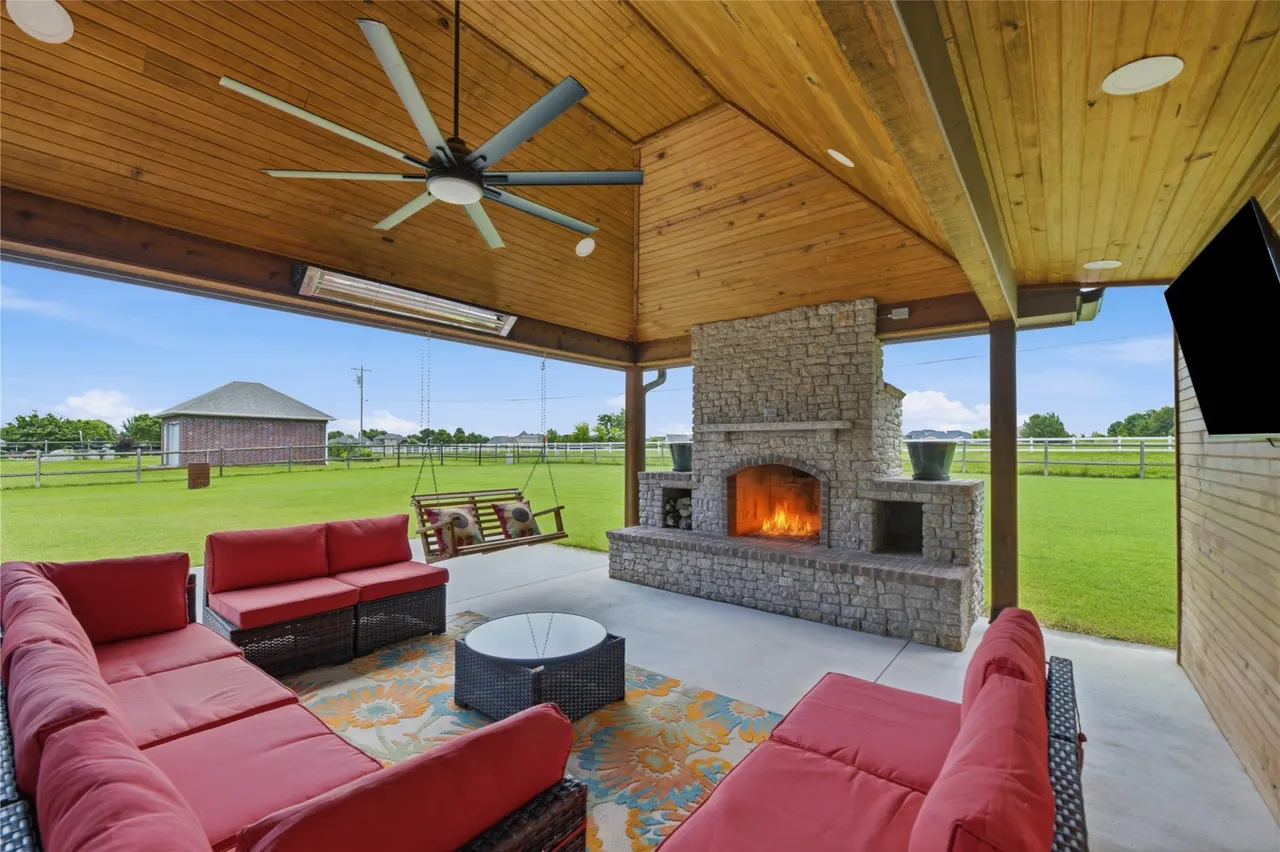 Photo 3 — 6877 S 304th EastAvenue, Broken Arrow, OK 74014