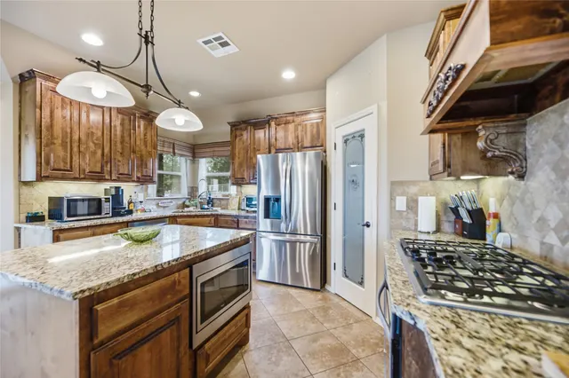 Photo 4 — 6877 S 304th EastAvenue, Broken Arrow, OK 74014