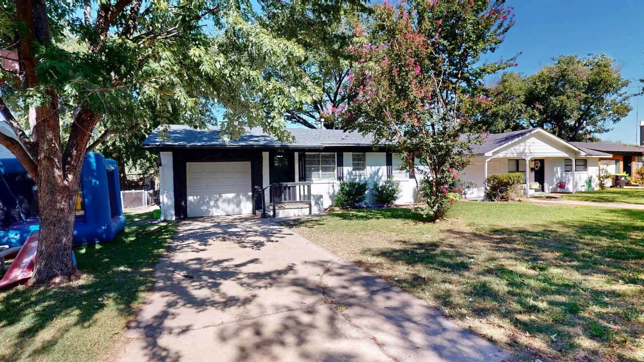 Photo 45 — 1516 E Nancy, Ada, OK 74820