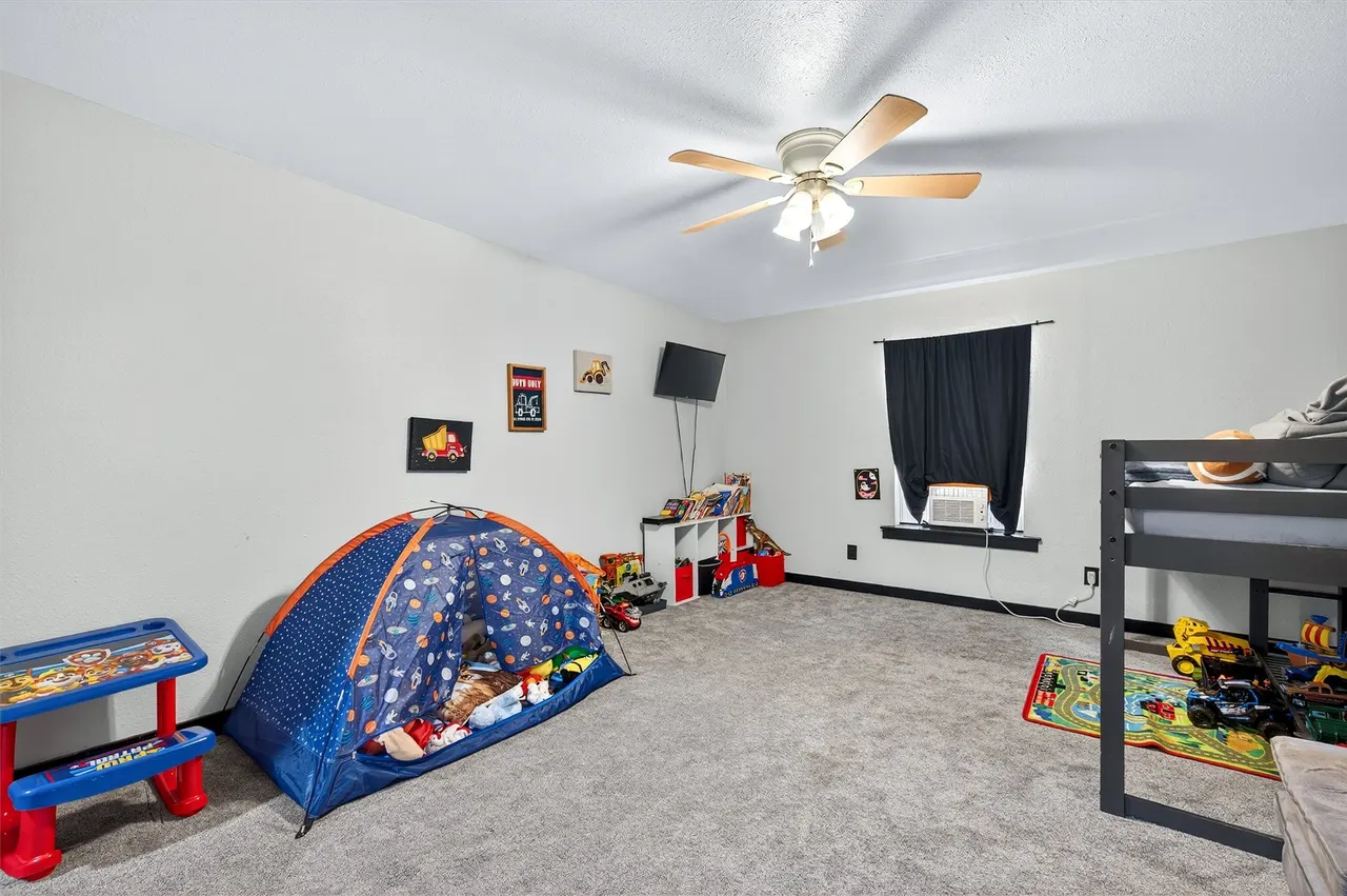 Photo 16 — 209 Roberts Street, Bokchito, OK 74726