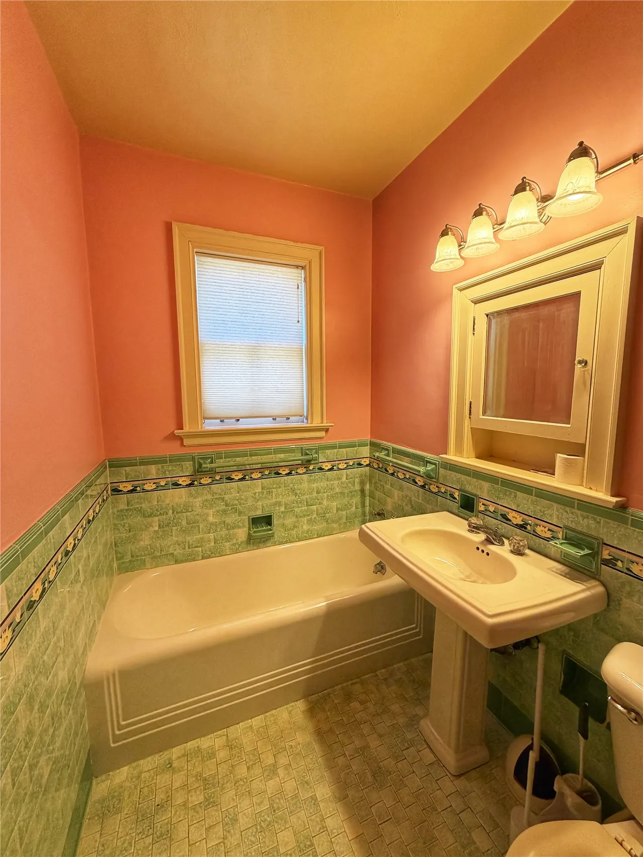 Photo 17 — 420 E 10th, Holdenville, OK 74848