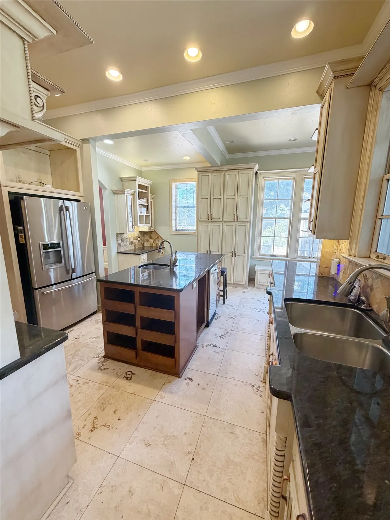 Photo 33 — 420 E 10th, Holdenville, OK 74848