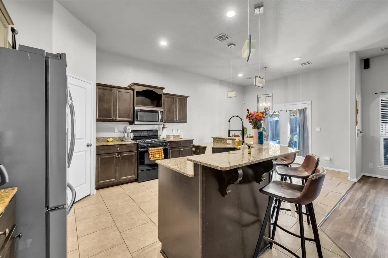 Photo 15 — 1923 E 134th Street S, Bixby, OK 74008