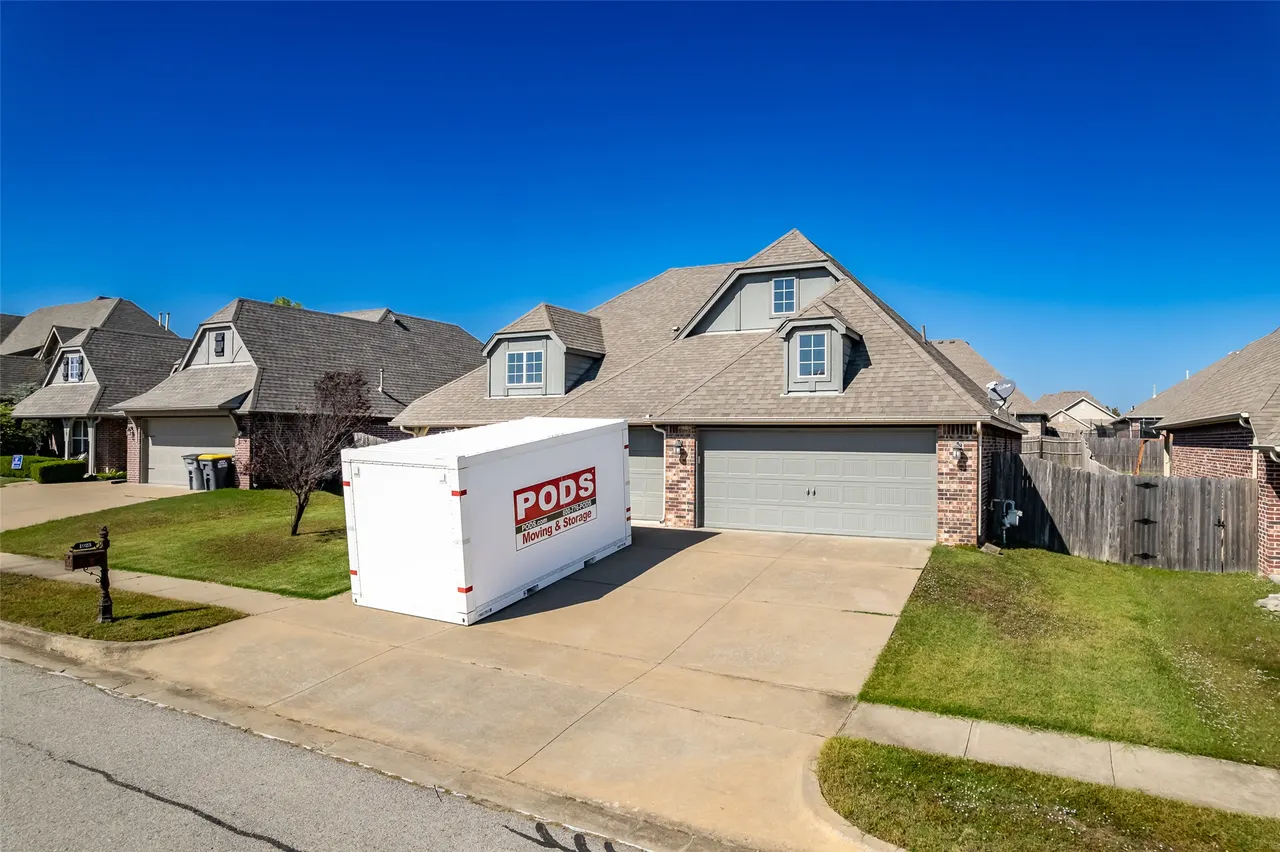 Photo 64 — 1923 E 134th Street S, Bixby, OK 74008