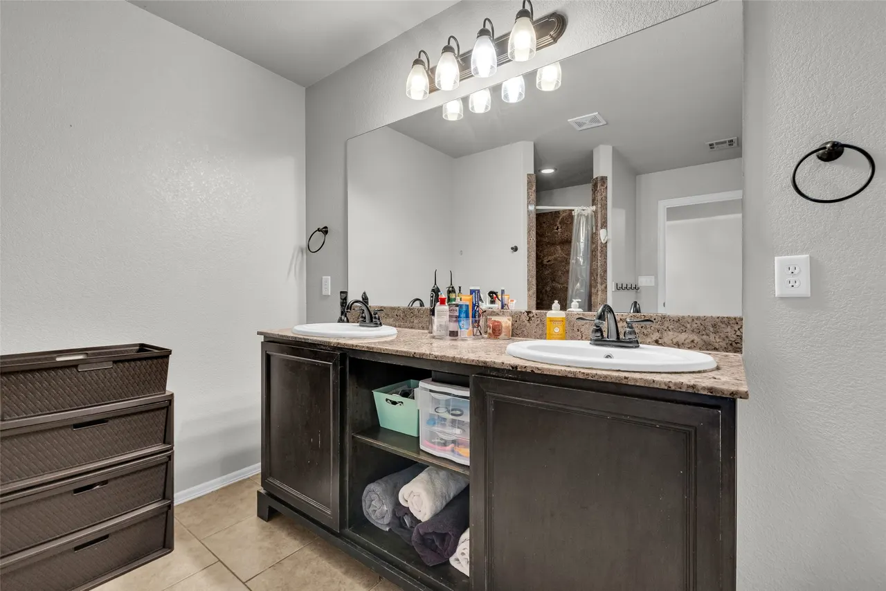 Photo 32 — 1923 E 134th Street S, Bixby, OK 74008