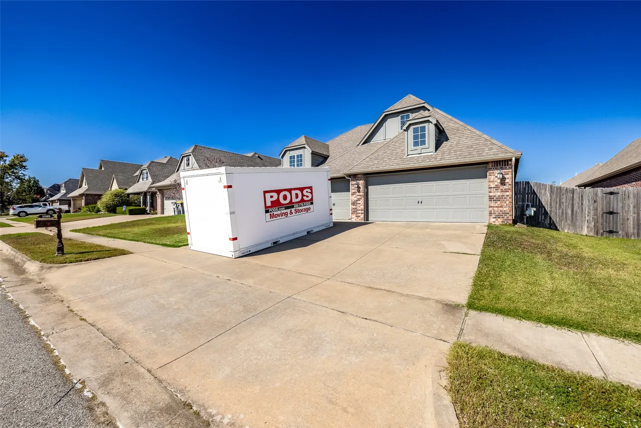 Photo 58 — 1923 E 134th Street S, Bixby, OK 74008