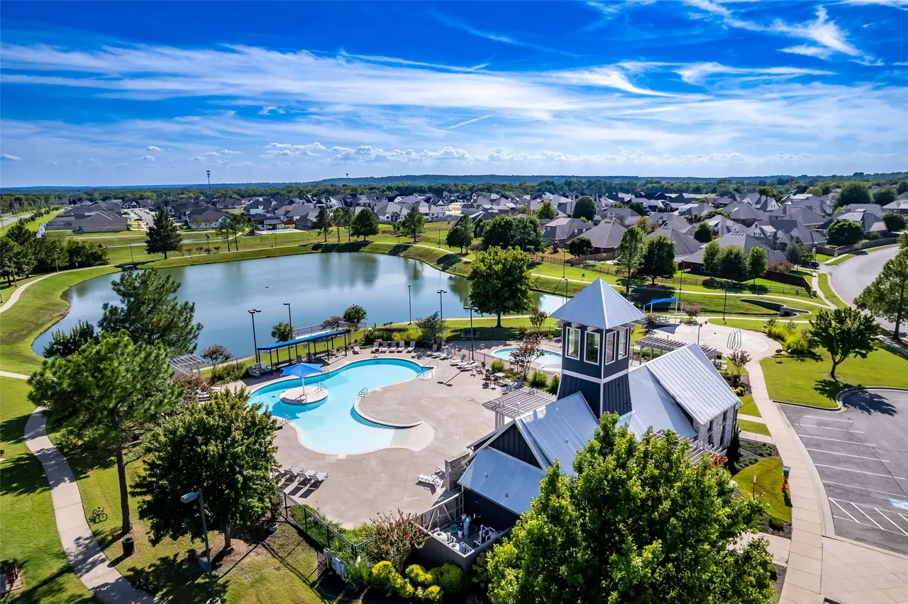 Photo 66 — 1923 E 134th Street S, Bixby, OK 74008