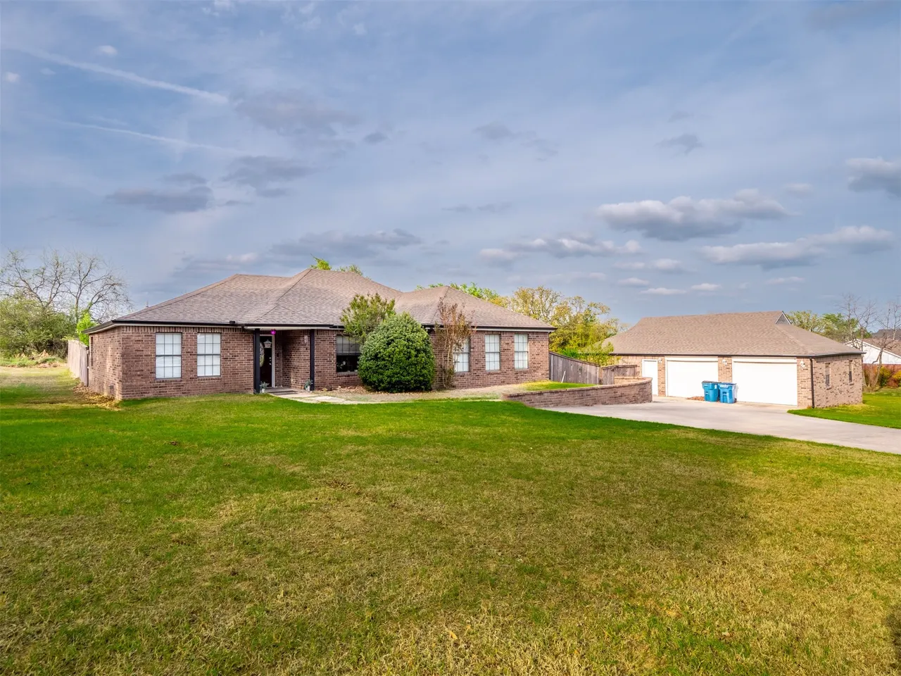 Photo 4 — 909 Fireside Estate, McAlester, OK 74501