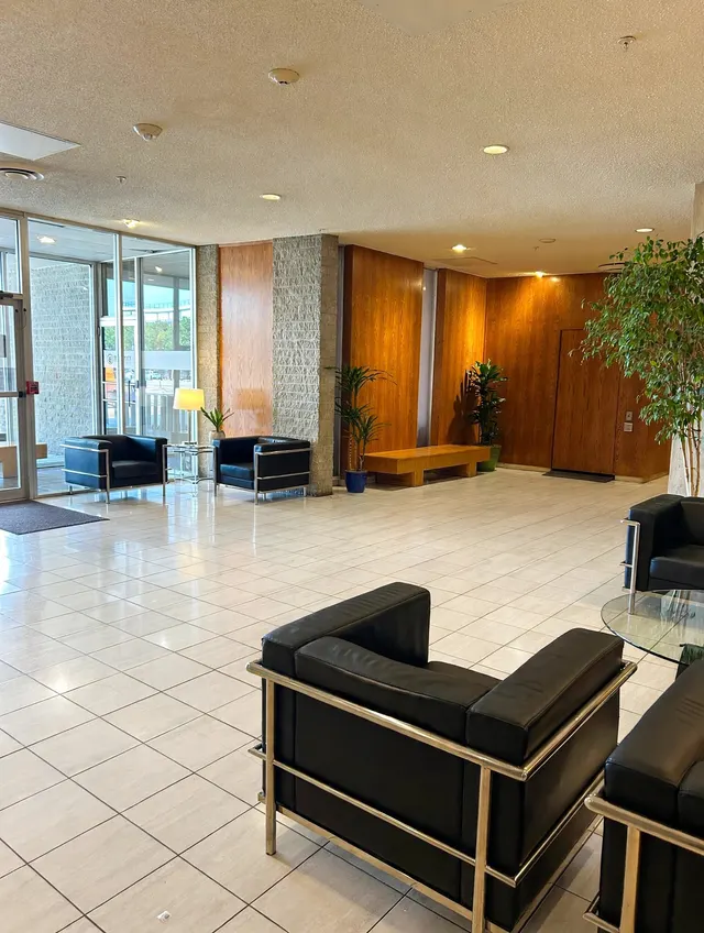 Photo 3 — 1502 S Boulder Avenue 8K, Tulsa, OK 74119