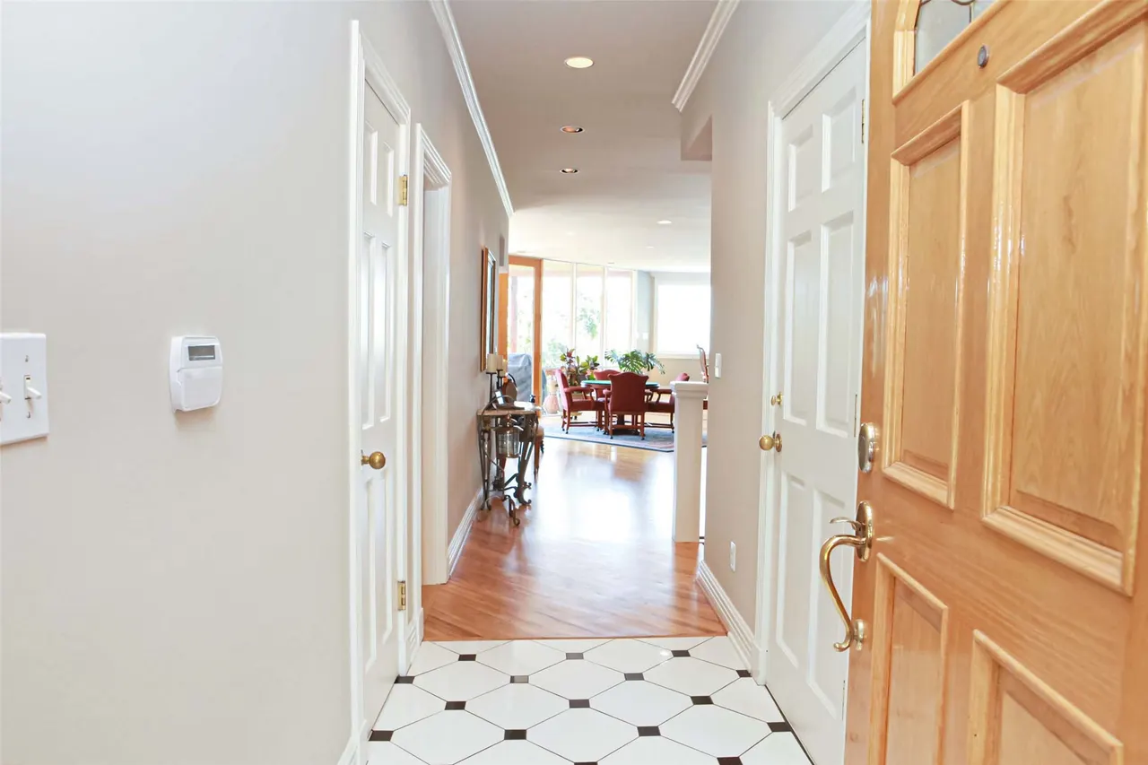 Photo 5 — 1746 W Virgin Street, Tulsa, OK 74127