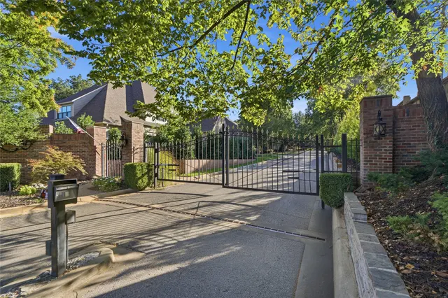 Photo 5 — 3661 S Lewis Avenue, Tulsa, OK 74105