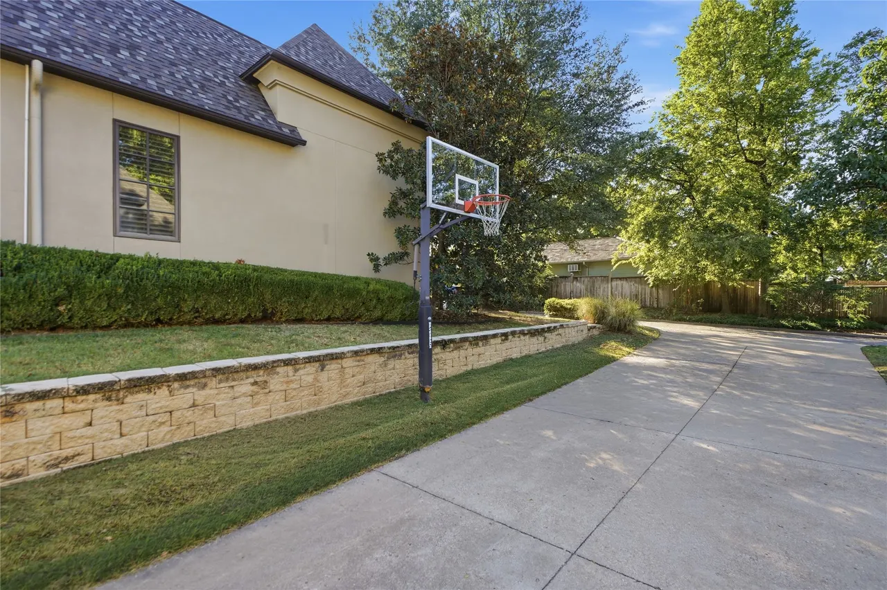 Photo 78 — 3661 S Lewis Avenue, Tulsa, OK 74105